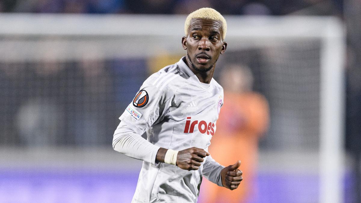 Henry Onyekuru Olympiakos